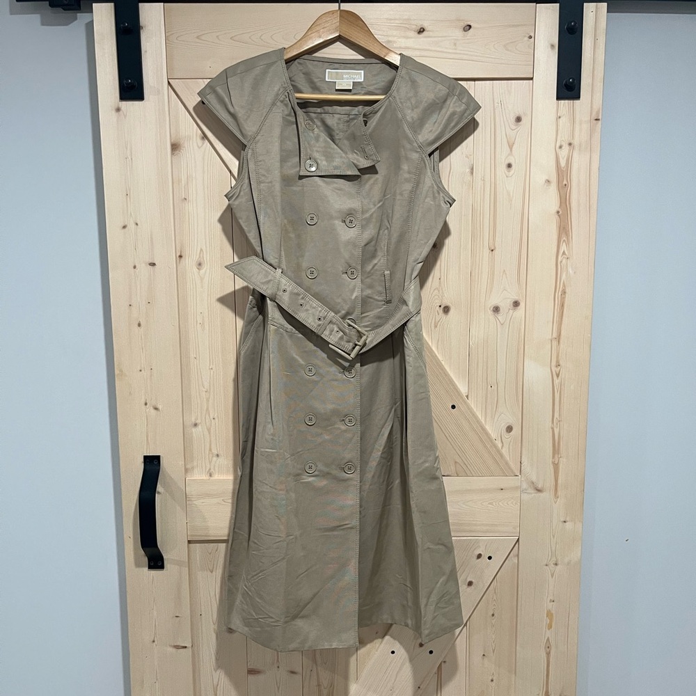 NWOT Michael Kors Dress in Tan, Size 10.